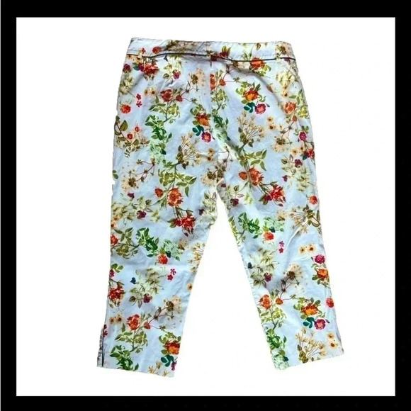 DISNEY Alice Through the Looking Glass white floral capri pants size 14 - Picture 2 of 6